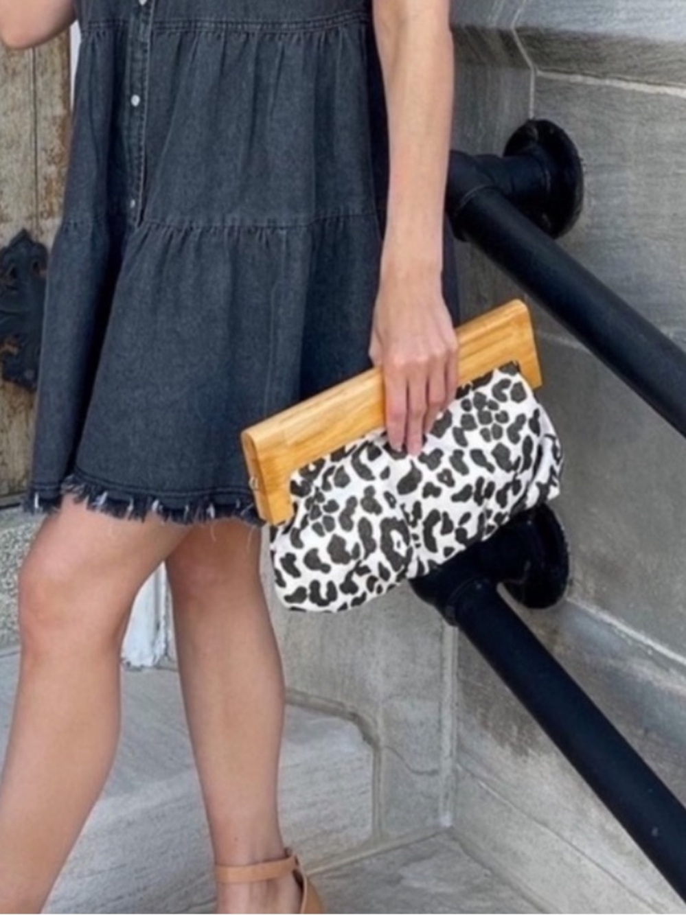 VICI Leopard Print Wood Frame
Clutch | Animal Print